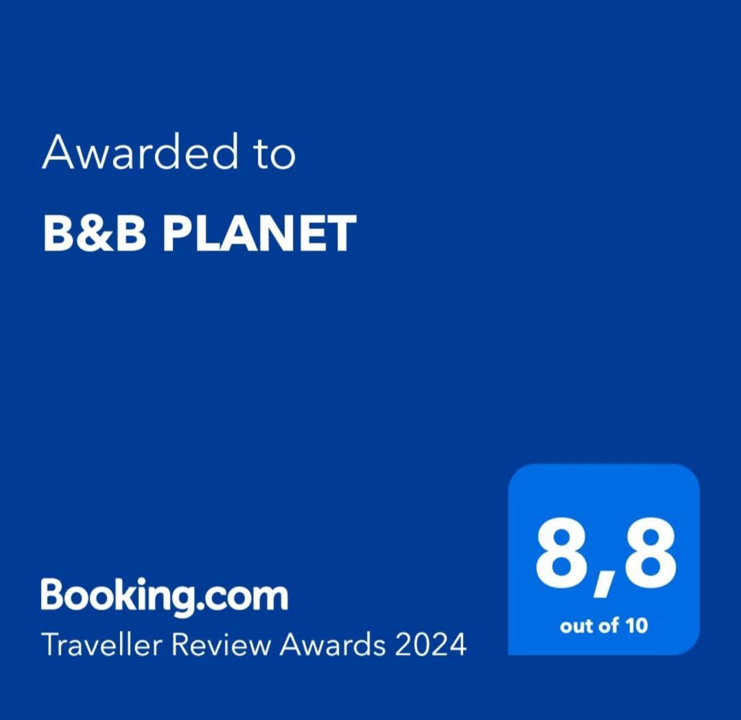 Planet Apartment *